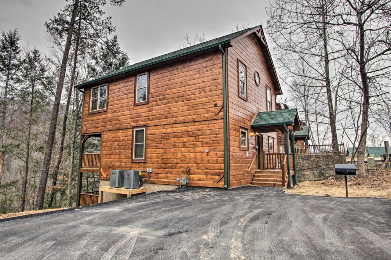 Luxe Cabin With Home Theater Less Than 2 Miles To 개틀린버그 외부 사진