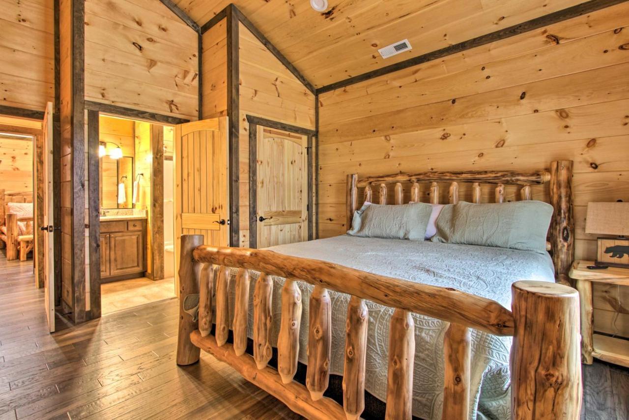 Luxe Cabin With Home Theater Less Than 2 Miles To 개틀린버그 외부 사진